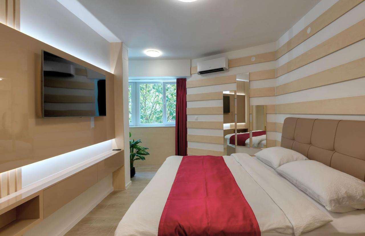 Luxury Studio Yasmine Downtown โมสตาร์ ภายนอก รูปภาพ