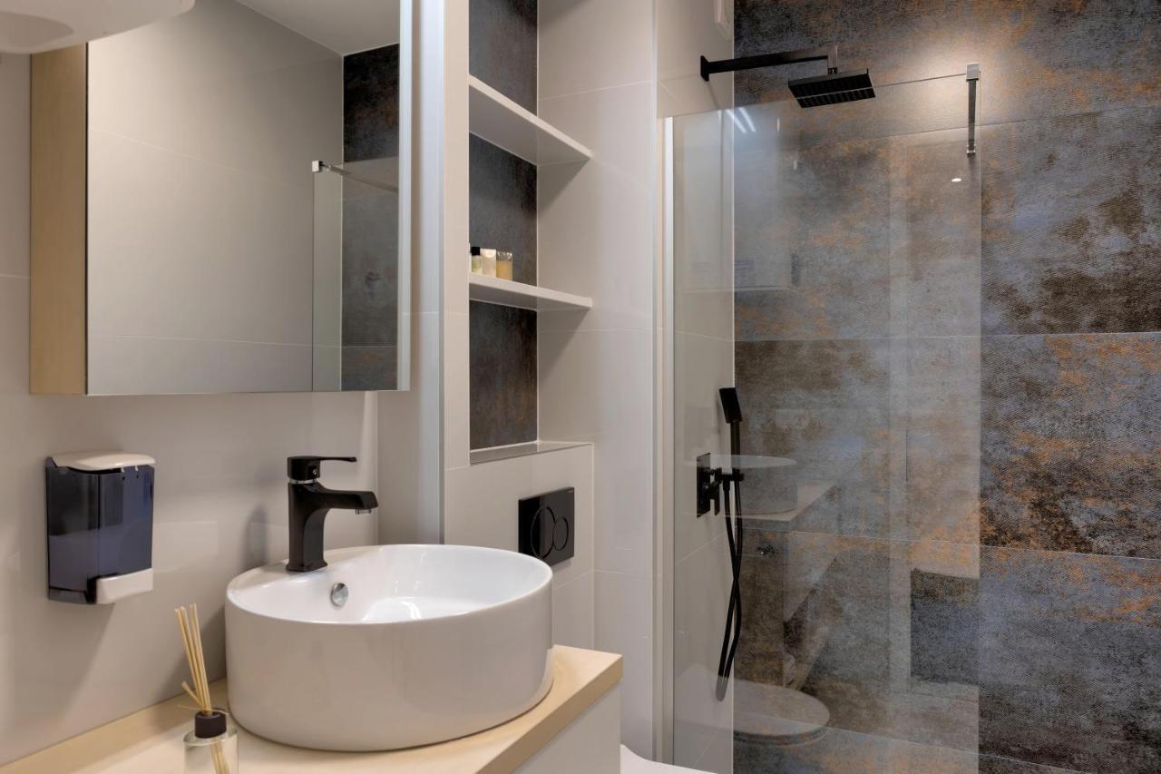 Luxury Studio Yasmine Downtown โมสตาร์ ภายนอก รูปภาพ