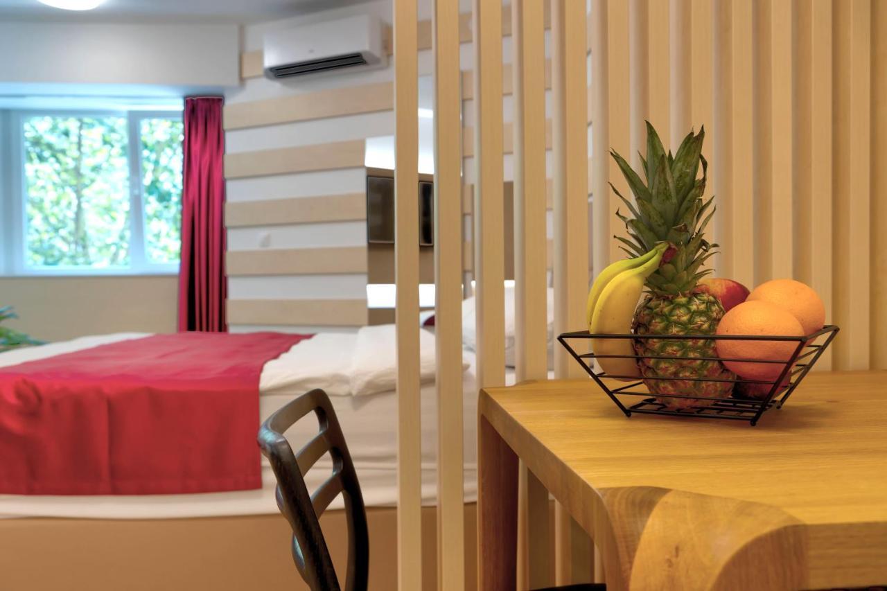 Luxury Studio Yasmine Downtown โมสตาร์ ภายนอก รูปภาพ