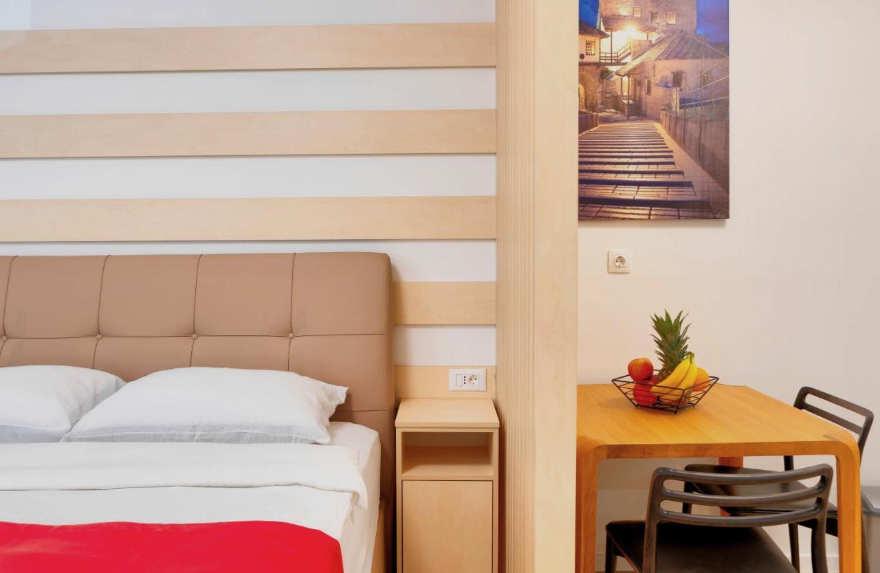 Luxury Studio Yasmine Downtown โมสตาร์ ภายนอก รูปภาพ